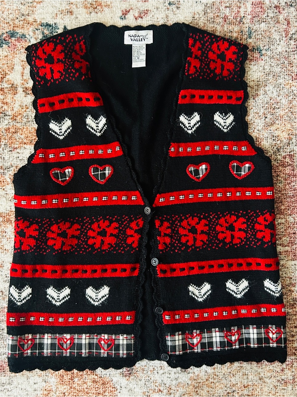 Vintage Black & Red Heart-Pattern Knit Vest